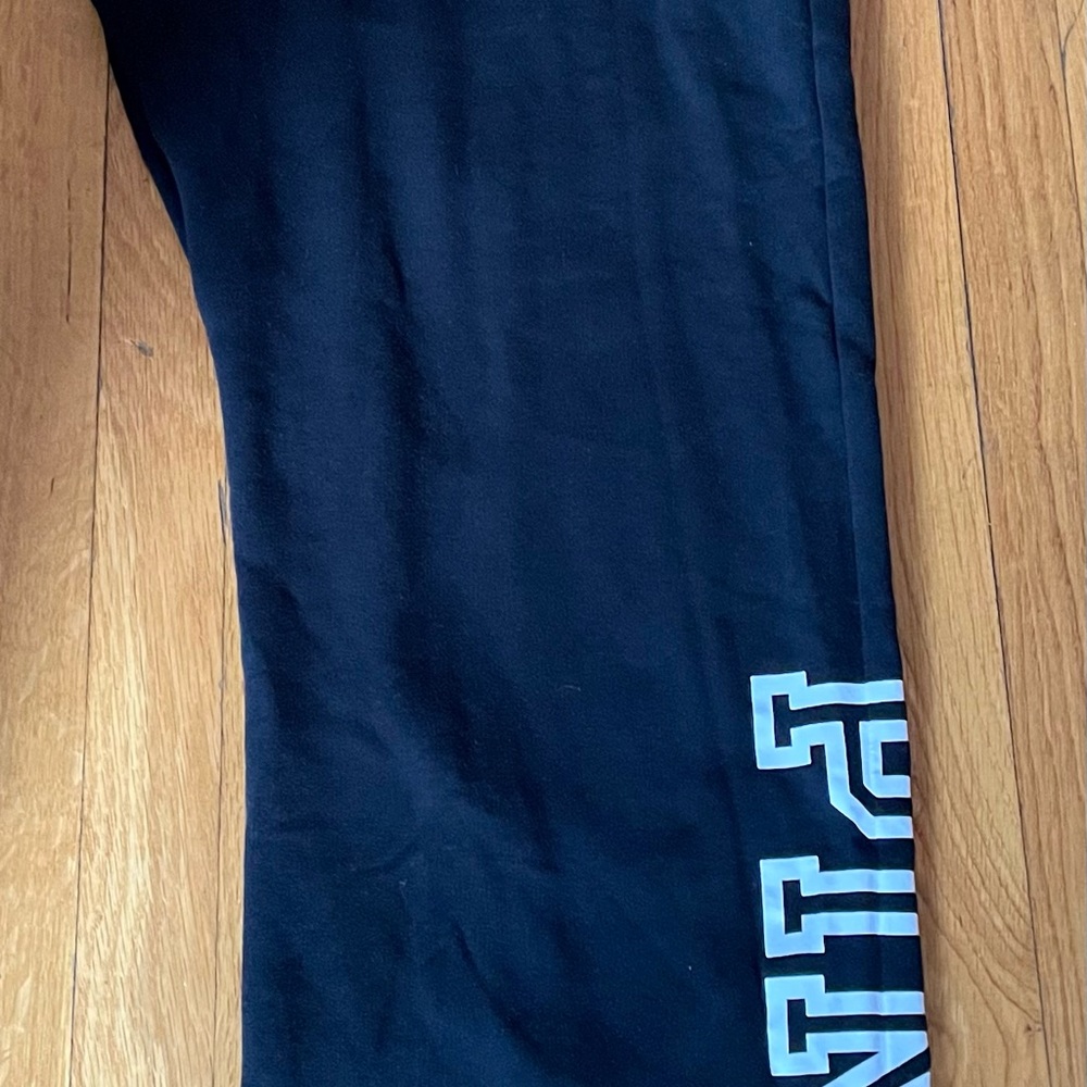 Black NWT PINK sweat pants.